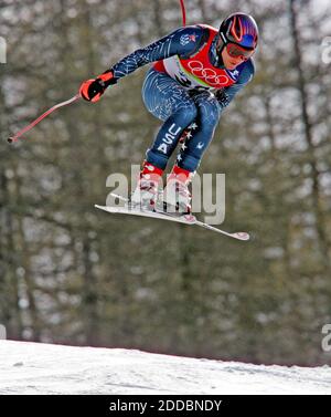 NO FILM, NO VIDEO, NO TV, NO DOCUMENTARIO - il Bode Miller degli Stati Uniti in azione durante la gara combinata di discesa maschile ai Giochi Olimpici invernali di Torino 2006 a Sestriere, Italia, il 14 febbraio 2006. Foto di Ron Jenkins/ Fort Worth Star-Telegram/ KRT/Cameleon/ABACAPRESS.COM Foto Stock