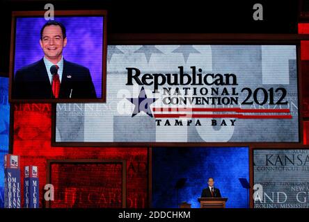 NO FILM, NO VIDEO, NO TV, NO DOCUMENTARIO - il Presidente della RNC Reince Priebus apre ufficialmente il primo giorno della Convention Nazionale Repubblicana martedì 28 agosto 2012 al Tampa Bay Times Forum di Tampa, Florida, USA, il primo giorno intero della Convention Nazionale Repubblicana. Foto di Brian Cassella/Chicago Tribune/MCT/ABACAPRESS.COM Foto Stock