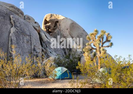 Camping a Belle Campground nella Valle della morte Foto Stock