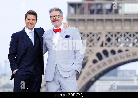 Tom Cruise e il direttore Christopher McQuarrie al Global Premiere of Mission: Impossible - Fallout al Palais de Chaillot a Parigi, Francia, il 12 luglio 2018. Foto di Aurore Marechal/ABACAPRESS.COM Foto Stock