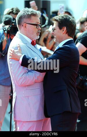 Il Direttore Christopher McQuarrie e Tom Cruise partecipano alla Global Premiere of Mission: Impossible - Fallout al Palais de Chaillot di Parigi, Francia, il 12 luglio 2018. Foto di Aurore Marechal/ABACAPRESS.COM Foto Stock