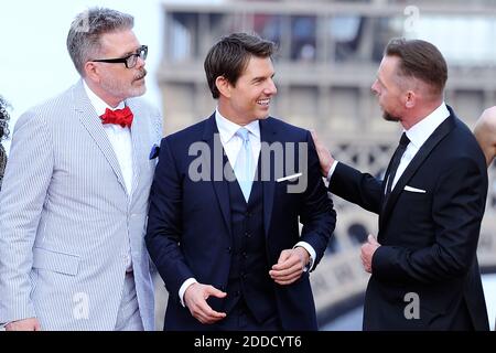 Il Direttore Christopher McQuarrie, Tom Cruise e Simon Pegg partecipano alla prima mondiale della missione: Impossibile - Fallout al Palais de Chaillot di Parigi, Francia, il 12 luglio 2018. Foto di Aurore Marechal/ABACAPRESS.COM Foto Stock