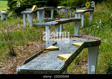 Campo da golf da tavolo fatiscente a Bad Kissingen, Germania Foto Stock