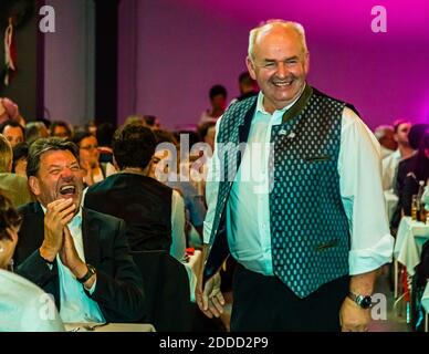 Presidente della cerimonia di incoronazione della Regina bavarese della patata 2019 a Schrobenhausen, Germania Foto Stock
