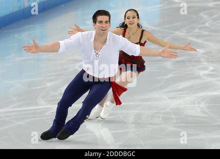 NESSUN FILM, NESSUN VIDEO, NESSUNA TV, NESSUN DOCUMENTARIO - la Felicia Zhang degli Stati Uniti e Nathan Bartholomay gareggiano in coppia a pattinare libero durante le Olimpiadi invernali al Palazzo di Pattinaggio di Iceberg a Sochi, Russia, mercoledì 12 febbraio 2014. Foto di Chuck Myers/MCT/ABACAPRESS.COM Foto Stock