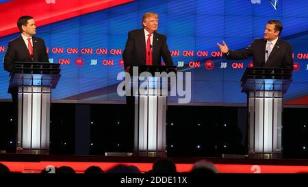 NO FILM, NO VIDEO, NO TV, NO DOCUMENTARIO - i candidati repubblicani alla presidenza Sen. Marco Rubio, a sinistra, Donald Trump, e Sen. Ted Cruz, proprio durante il dibattito presidenziale della GOP al Bank United Center dell'Università di Miami a Coral Gables, FL, USA, giovedì 10 marzo 2016. Foto di Pedro Portal/El Nuevo Herald/TNS/ABACAPRESS.COM Foto Stock