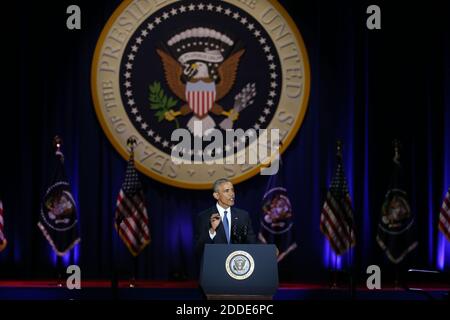 NO FILM, NO VIDEO, NO TV, NO DOCUMENTARIO - il presidente Barack Obama ha dato il suo saluto al McCormick Place di Chicago, Illinois, USA, martedì 10 gennaio 2017. Foto di Chris Sweda/Chicago Tribune/TNS/ABACAPRESS.COM Foto Stock