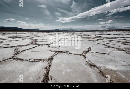 Terra di siccità delle dune di Cadice a Mojave Desert, California meridionale, Stati Uniti Foto Stock