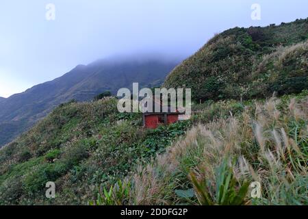 Jinguashi Geopark vicino a Jiufen vecchia strada a Taipei Taiwan, una popolare destinazione turistica e locale Foto Stock