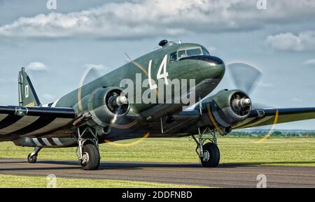 Douglas C-47 L4 Foto Stock