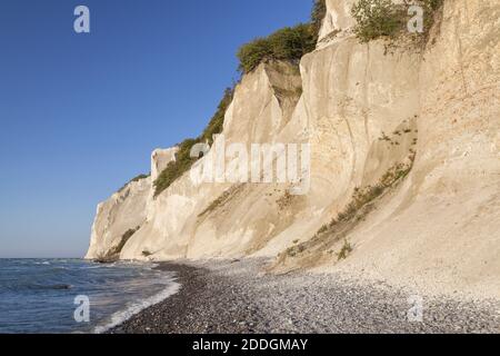 Geografia / viaggio, Danimarca, Zelanda, isola Mon, scogliera di gesso vicino Cliffs of Mon, Mons Klint sull'isola, Additional-Rights-Clearance-Info-Not-Available Foto Stock