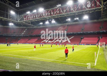 Amsterdam, Paesi Bassi. 25 Nov 2020. AMSTERDAM, 25-11-2020, JohanCruyff Arena, stagione calcistica 2020/2021. Panoramica dello stadio durante la partita della Champions League Ajax - Midtjylland. Credito: Pro Shots/Alamy Live News Foto Stock