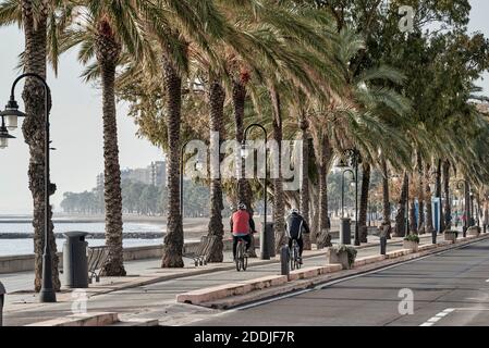 Benicasim lungomare di Castellon de la Plana, Comunità Valenciana, Spagna, Europa Foto Stock