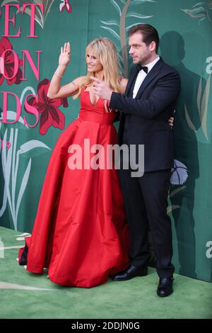 Michelle Hunzinker e Tomaso Trussardi sono presenti al Green Carpet Fashion Awards durante la settimana della moda di Milano Primavera/Estate 2020 il 22 settembre 2019 a Milano. Foto di Marco Piovanotto/ABACAPRESS.COM Foto Stock