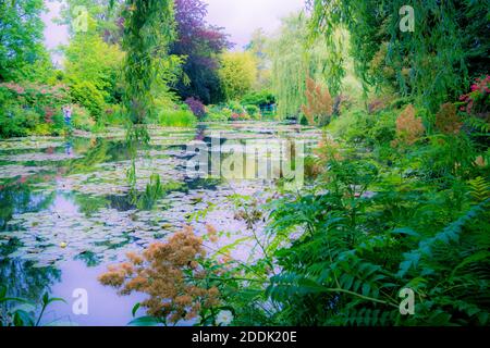 Les Jardins de Monet à Giverny - Giardino di Monet - Casa e giardini di giglio d'acqua dell'artista francese Claude Monet a Giverny, Francia Foto Stock