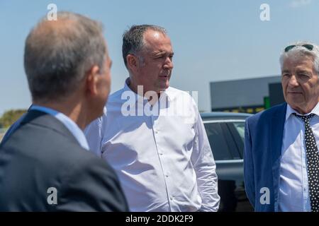 Didier Guillaume, ministro francese dell'Agricoltura, visita l'insediamento della società di molluschi, la Rochelle, Francia. Foto di Arnault SERRIERE / ABACAPRESS Foto Stock