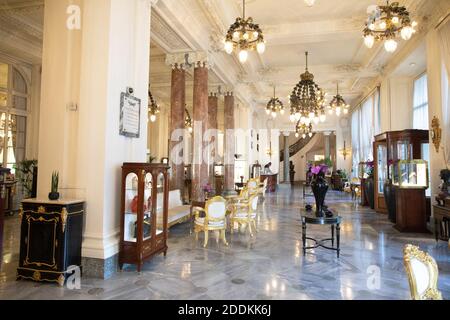 'Hotel du Palais' a Biarritz, Francia, il 15 luglio 2019. La località balneare francese sud-occidentale di Biarritz, conosciuta in Francia come la 'Cote Basque', ospiterà il 45° vertice annuale del Gruppo dei sette (G7) nazioni dal 24 al 26 agosto 2019. L'edificio sarà completamente rinnovato in vista della cima. Foto di ABACAPRESS.COM Foto Stock