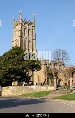 Torre perpendicolare di St James Church, Chipping Campden, Glos, Cotswolds, Regno Unito Foto Stock