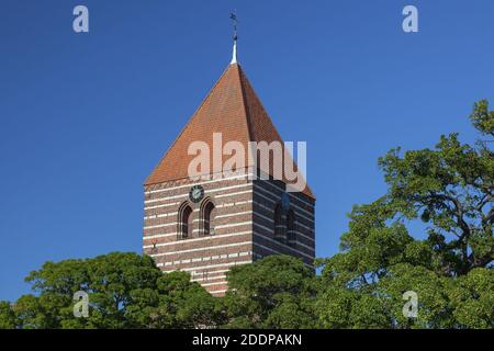 Geografia / viaggio, Danimarca, Zelanda, isola Mon, vista sulla chiesa di Stege, isola Mon, Zelanda, Additional-Rights-Clearance-Info-non-disponibile Foto Stock