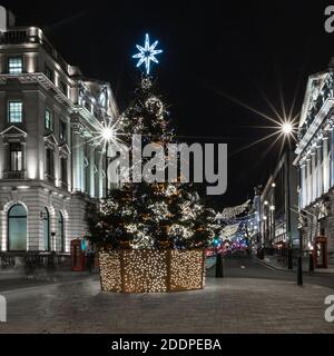 Albero di Natale di San Giacomo 2020 Foto Stock