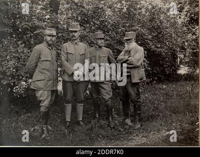 Kreigsmalergruppe. Aufgenommen am 13. Agosto 1916. Foto Stock