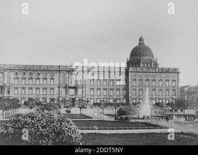 Foto antica del palazzo della città nella vecchia Berlino. Fine del 19 ° secolo Stadtschloss, Berlino 1443–1894, barocco Foto Stock