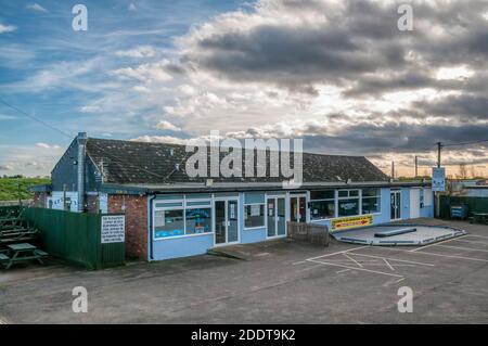 Snettisham Beach chip Shop a Norfolk, fuori stagione nel mese di novembre. Foto Stock