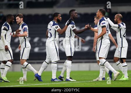 LONDRA, INGHILTERRA. 26 NOVEMBRE Carlos Vinicius celebra il suo obiettivo durante la partita del gruppo J della UEFA Europa League tra Tottenham Hotspur e PFC Ludogorets Razgrad al Tottenham Hotspur Stadium di Londra giovedì 26 novembre 2020. (Credit: Jon Bromley | MI News) Credit: MI News & Sport /Alamy Live News Foto Stock