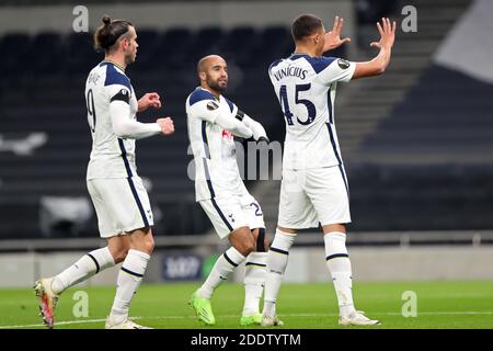 LONDRA, INGHILTERRA. 26 NOVEMBRE Carlos Vinicius celebra il suo obiettivo durante la partita del gruppo J della UEFA Europa League tra Tottenham Hotspur e PFC Ludogorets Razgrad al Tottenham Hotspur Stadium di Londra giovedì 26 novembre 2020. (Credit: Jon Bromley | MI News) Credit: MI News & Sport /Alamy Live News Foto Stock