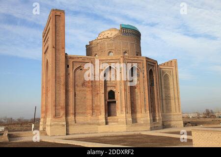 Il Mausoleo di Torebek Hanim fu costruito nel XIV secolo. La signora Torebek è la moglie di Emir Timur. Kunya Urgench, Turkmenistan Foto Stock