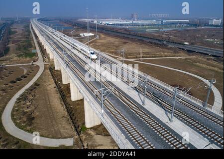 Jiangsu huaian opera in treni ad alta velocità in Cina Foto Stock