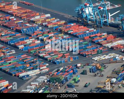 Fotografia aerea Liverpool Peel Ports Freeport, Seaforth Foto Stock