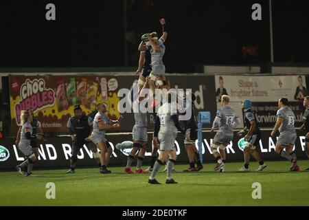 NEWCASTLE UPON TYNE, 27 NOVEMBRE Daniel du Preez (sale Sharks) vince una line out durante la partita della Gallagher Premiership tra Newcastle Falcons e sale Sharks a Kingston Park, Newcastle, venerdì 27 novembre 2020. (Credit: Mark Fletcher | MI News) Credit: MI News & Sport /Alamy Live News Foto Stock