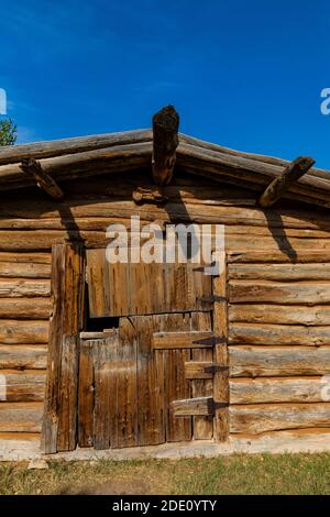 Barn presso lo storico Ewing-Snell Ranch presso la Bighorn Canyon National Recreation Area, vicino Lovell, Wyoming, USA Foto Stock