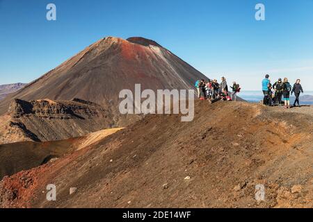 Monte Ngauruhoe, attraversamento Alpino di Tongariro, Parco Nazionale di Tongariro, Sito Patrimonio dell'Umanità dell'UNESCO, Isola del Nord, Nuova Zelanda, Pacifico Foto Stock