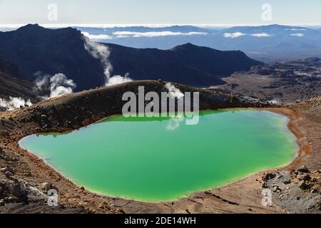 Emerald Lakes, Tongariro Alpine Crossing, Parco Nazionale di Tongariro, Sito Patrimonio dell'Umanità dell'UNESCO, Isola del Nord, Nuova Zelanda, Pacifico Foto Stock