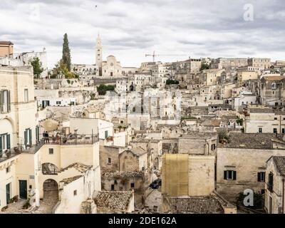 Vista della Città Vecchia, Matera, Basilicata, Puglia, Italia, Europa Foto Stock