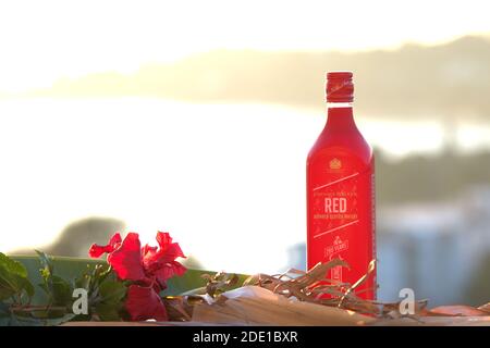 Johnnie Walker etichetta rossa. Divertimento al tramonto Foto Stock