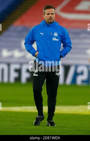 LONDRA, INGHILTERRA - NOVEMBRE 27: Assistente Coach Stephen Clemence di Newcastle Unito durante la premiership tra Crystal Palace e Newcastle Unito a. Foto Stock