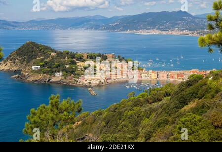 Veduta aerea della Baia del silenzio a Sestri Levante, Costa Ligure, provincia di Genova, Italia. Foto Stock