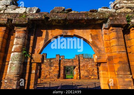 Rovine della missione gesuita San Ignacio Mini, patrimonio dell'umanità dell'UNESCO, San Ignacio, Departamento Misiones, Argentina, America Latina Foto Stock