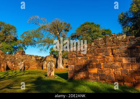 Rovine della missione gesuita San Ignacio Mini, patrimonio dell'umanità dell'UNESCO, San Ignacio, Departamento Misiones, Argentina, America Latina Foto Stock