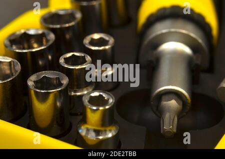 primo piano di molti tipi di utensile a testa di cacciavite Foto Stock