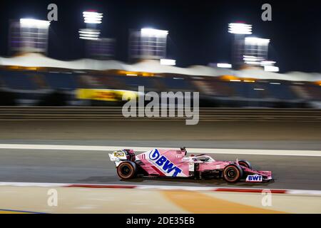 Sakhir, Bahrein. 28 Nov 2020. 11 PEREZ Sergio (mex), Racing Point F1 RP20, azione durante il Gran Premio del Golfo Air Bahrain di Formula 1 2020, dal 27 al 29 novembre 2020 sul circuito Internazionale del Bahrain, a Sakhir, Bahrain - Foto Florent Gooden / DPPI / LM Credit: Gruppo editoriale LiveMedia/Alamy Live News Foto Stock