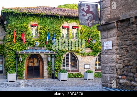 All'interno della città di Carcassonne, città medievale patrimonio dell'umanità dall'UNESCO, harbore d'Aude, Languedoc-Roussillon Midi Pyrenees Aude France Foto Stock