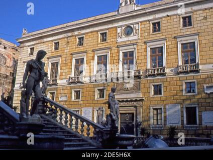 Reportage Sicilia, Italia, 1992. Palermo (scansionato dalla diapositiva Agfachrome) Foto Stock