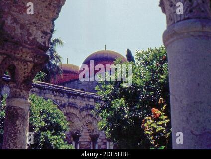 Reportage Sicilia, Italia, 1992. Palermo (scansionato dalla diapositiva Agfachrome) Foto Stock