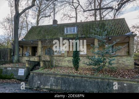 L'ingresso mascherato al bunker nucleare segreto Kelvedon Hatch. Foto Stock