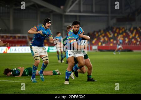 Brentford Community Stadium, Londra, Regno Unito. 29 Nov 2020. Gallagher Premiership Rugby, London Irish contro Leicester Tigers; Nephi Leatigaga di Leicester Tigers è affrontato da Harry Elrington di Londra Irish Credit: Action Plus Sports/Alamy Live News Foto Stock