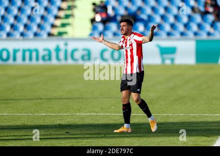 Yuri Berchiche delle proteste dell'Athletic Club durante il campionato spagnolo la Liga tra Getafe CF e Athletic Club de Bilbao il 29 novembre 2020 al Colosseo Alfonso Perez stadio a Getafe, Madrid, Spagna - Foto Oscar J Barroso / Spagna DPPI / DPPI / LM Foto Stock